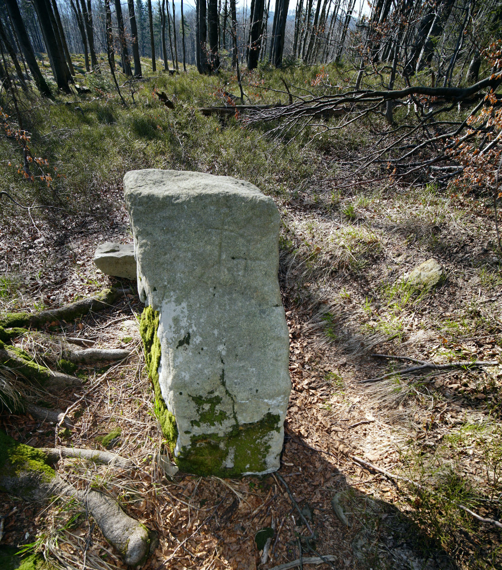 Trzy Kopce - Kamień